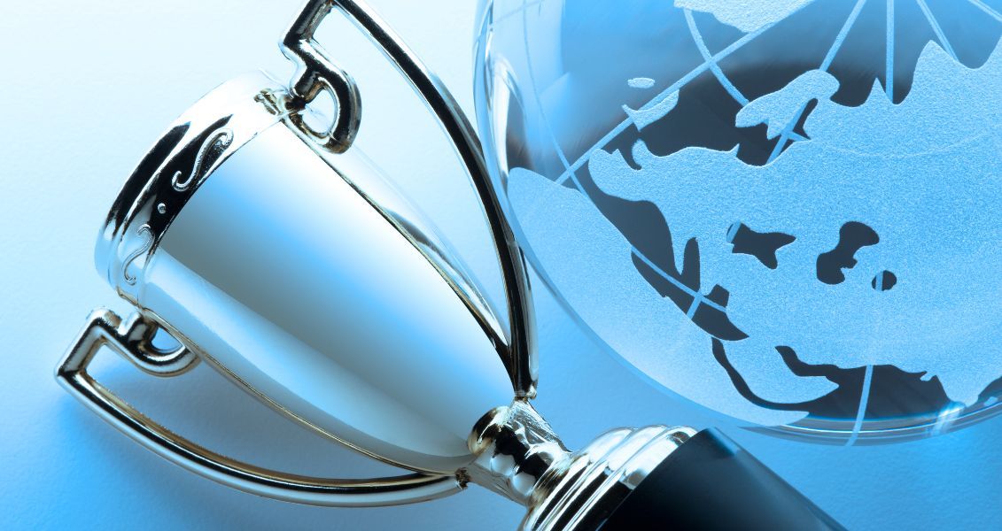 Величие - это больше, чем успех; это состояние, ведущее к успеху