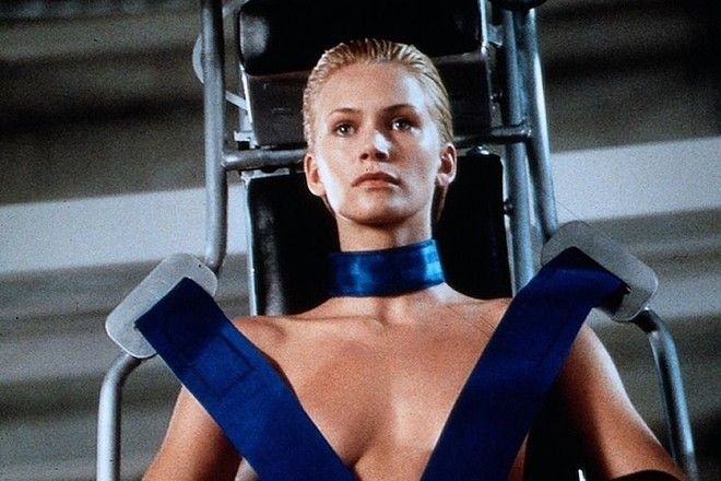 Наташа Тоня Хенстридж