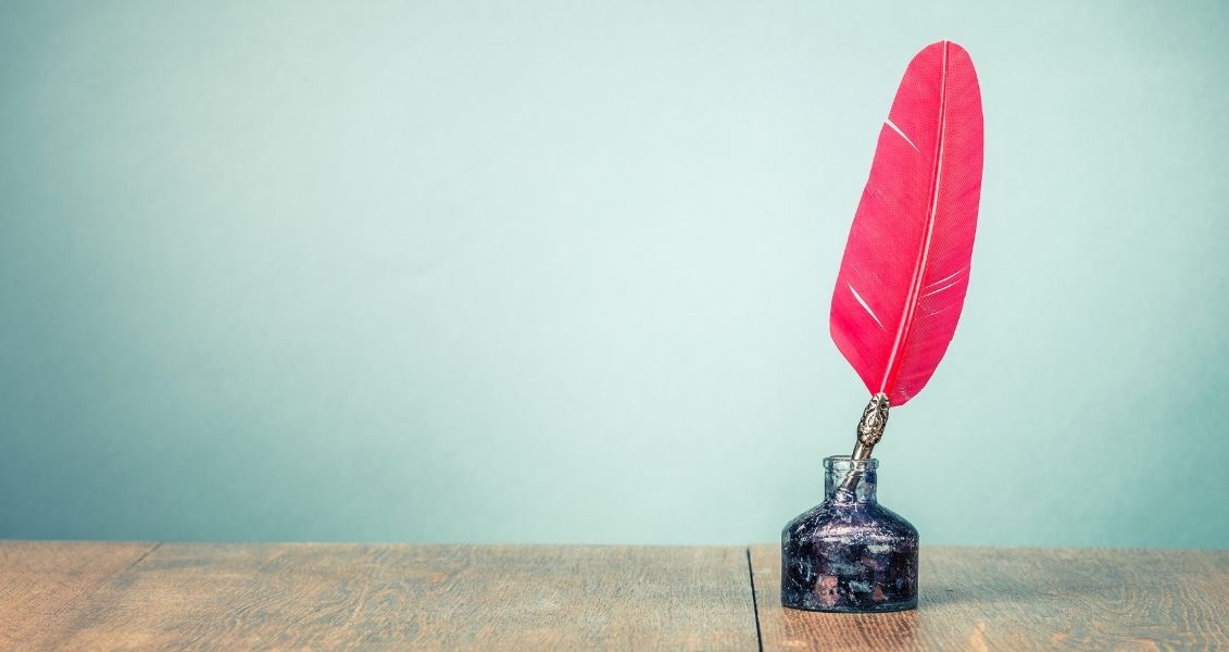 В этот день каждый, кто хоть раз пытался писать стихи, может снова попробовать себя на поэтических территориях