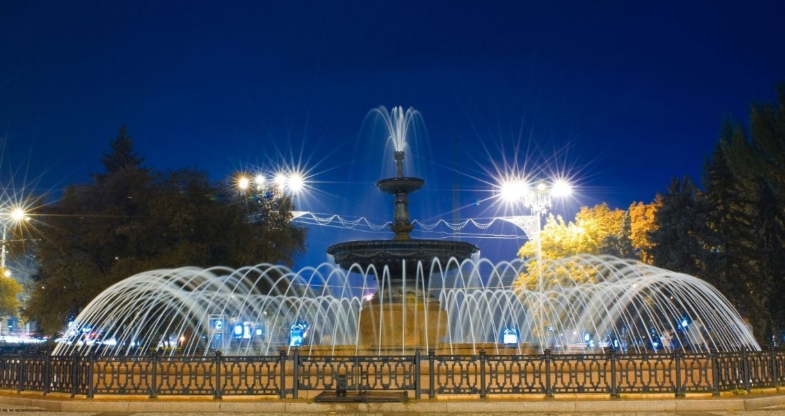 В апреле 2014 года началась оккупация Донецка российскими захватчиками В апреле 2014 года началась оккупация Донецка российскими захватчиками