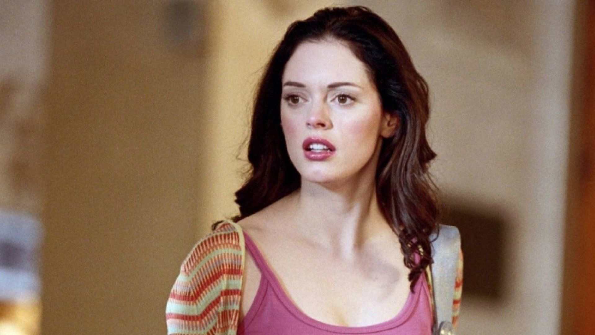 Роуз Аріана МакГоуен