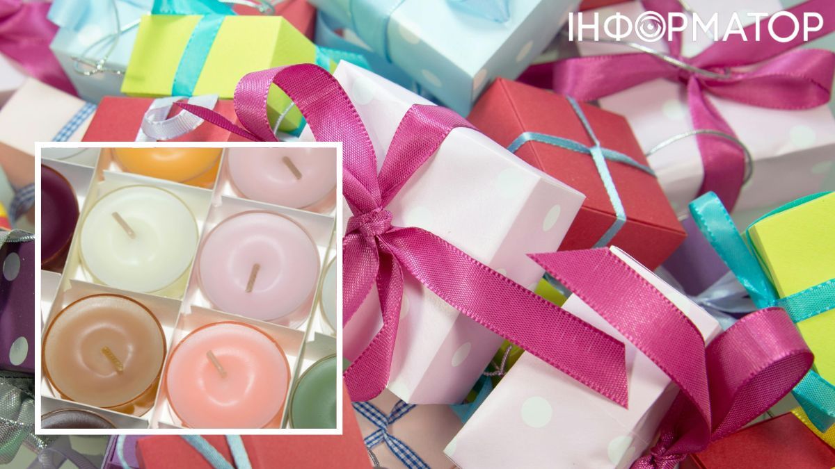 Майте в шафці сувенірні дрібнички, які можна подарувати близьким, якщо раптом ви геть забули про їхнє свято (а ще краще - встановіть нагадування, щоб не потрапляти в незручну ситуацію!)