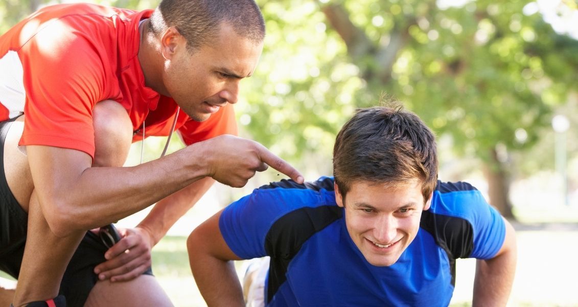 Кожен спортсмен досягнув певних висот завдячуючи безперервній та важкій роботі, вірі та підтримці свого тренера Кожен спортсмен досягнув певних висот завдячуючи безперервній та важкій роботі, вірі та підтримці свого тренера