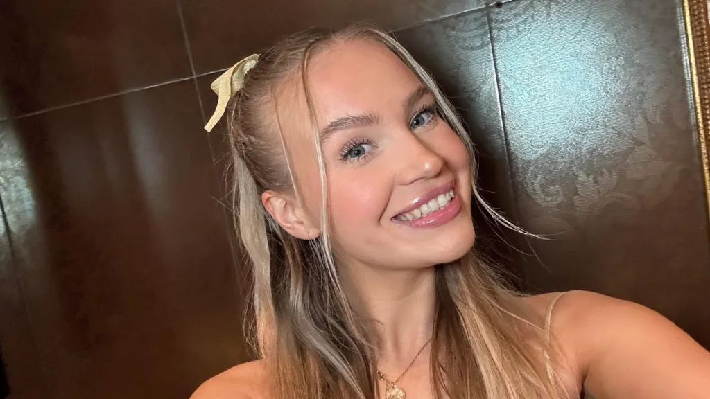 Щаслива Софі Джонс. 