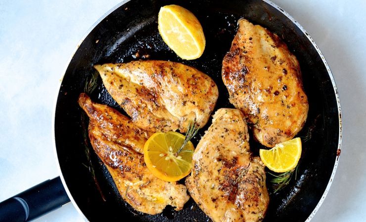 Куркою краще смакувати одразу після приготування Курка