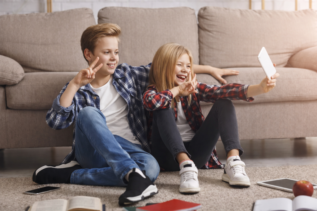 Зв'язок братів і систер вприває на їх розвиток і соціалізацію. Діти