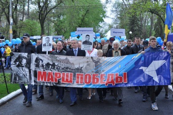 15c715d594f34bf4b31d44d130f4d643