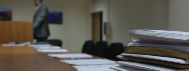 В Днепропетровске сорвали конкурс на определение перевозчиков мусора