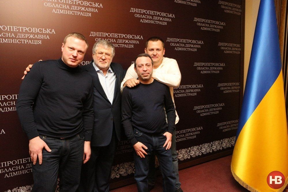 kolomoiskiy_01_nkl_2123