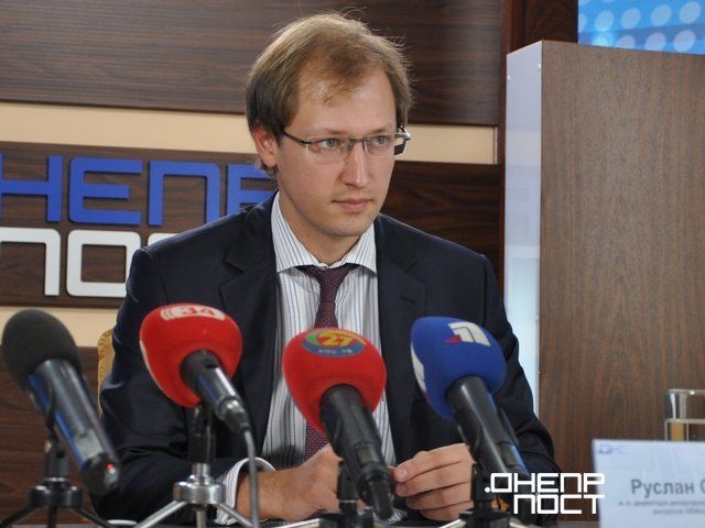 Руслан Стрелец