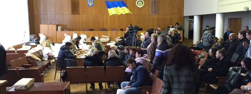 Выявлены новые факты фальсификаций в пользу Укропа и Відродження