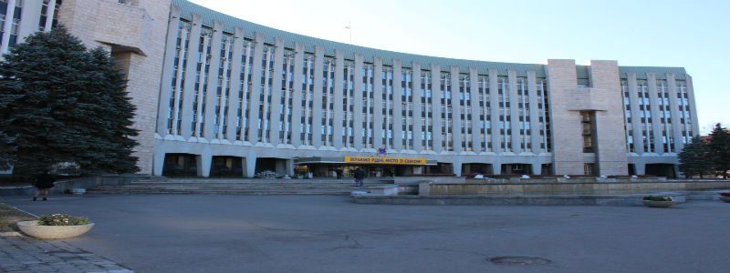 Горсовет может работать и с меньшим количеством чиновников