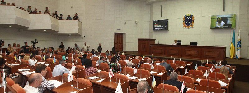 Днепропетровский горсовет: ПОБЕДИТЕЛЬ ПОЛУЧИТ… ЧТО?