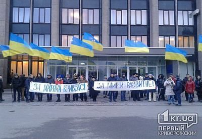 _275x400_209338_d6cac83b6d914c4ca10cd3df4a60bbc43cd707566f6b6bf9c9ab423dfad6e6eb1447941682 (1)