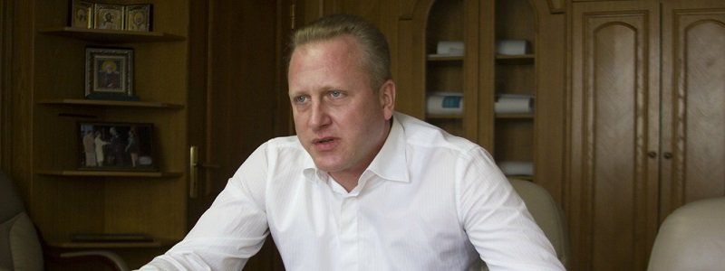Глава налоговой милиции рассказал о взятках, машинах и недвижимости