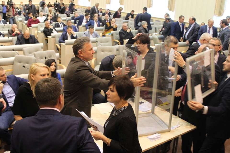 12380060_929232120503942_826793112_n