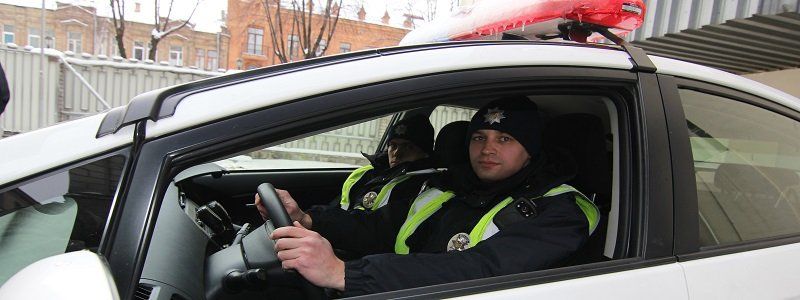 Готова ли патрульная полиция победить кривую парковку и незаконную торговлю?