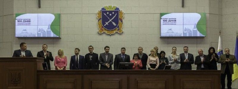 Борис Филатов похвастался успехами и выдал кучу обещаний