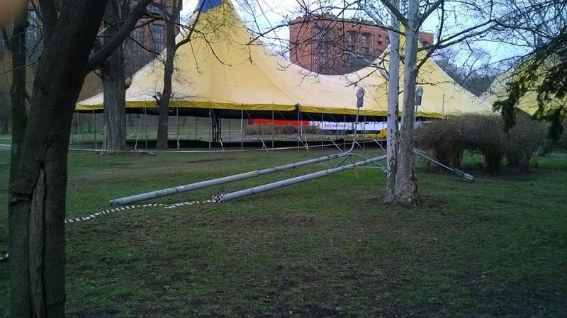 Цирк Кобзов в парке глобы-1_n