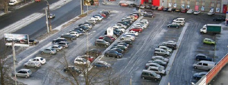Как спасти авто, оставленное на стоянке, от погрома и угона
