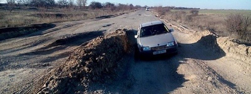 Ремонт дорог под угрозой. Щебень есть, но...