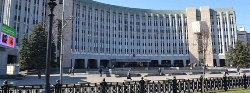 Что происходит на сессии горсовета?