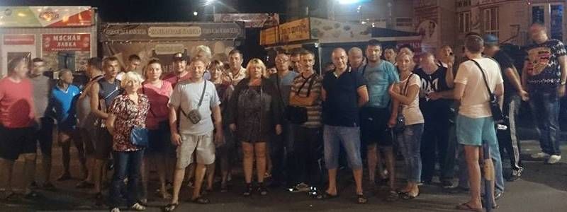 Ларечные войны: горсовет vs «Самозахист підприємців»