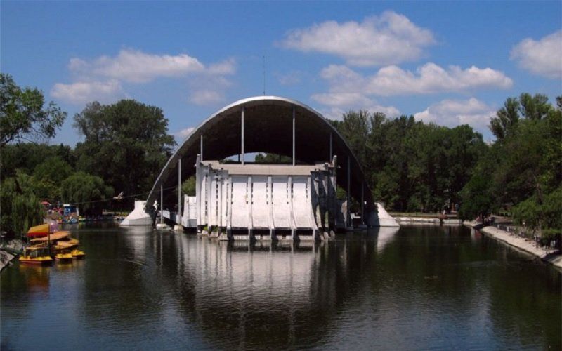 парк Глобы в Днепре парки Днепропетровска