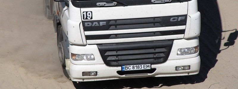 В Днепр возят мусор из Львова по распоряжению Кабмина