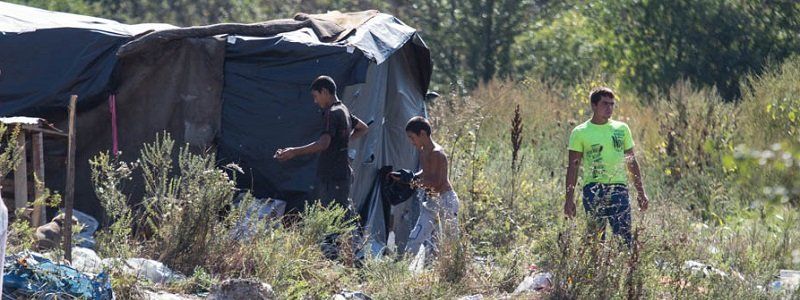 Ромские «маугли» на Диевском полигоне: кто защитит детей от эксплуататоров-родителей?
