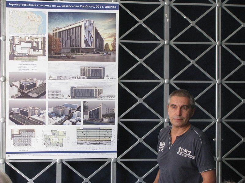 torgovo_ofisny-j_kompleks_po_ul_chkalova_arh_shhukin