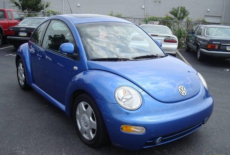 volkswagen_new_beetle_1999_goda