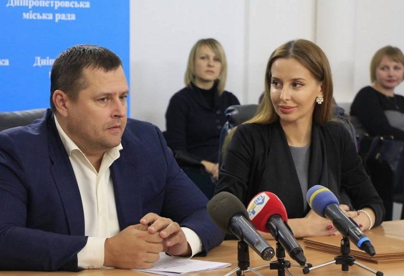 filatov-na-press-konferentsii