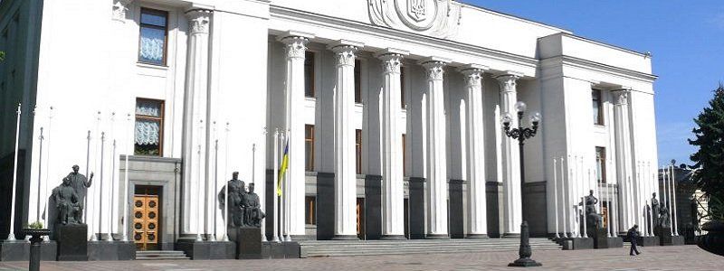Кто из днепропетровских нардепов-мажоритарщиков самый продуктивный