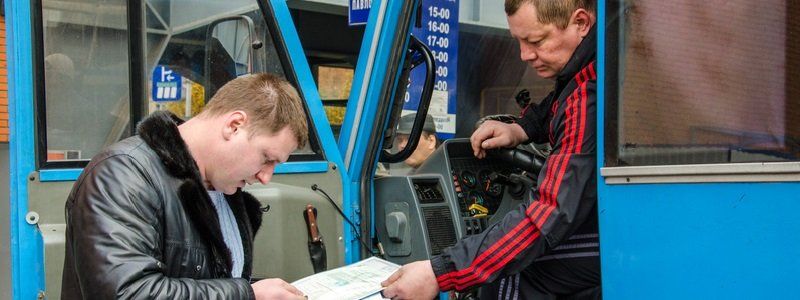 Исследование пассажиропотока Днепра: общественники обвиняют горсовет в манипуляциях с тендерами