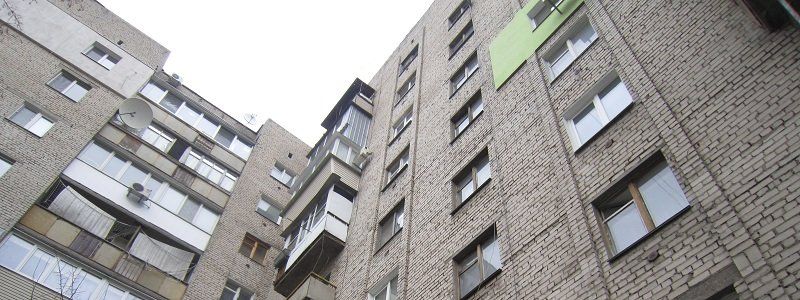 Лифтовой скандал в Днепре: И кто тут врет?