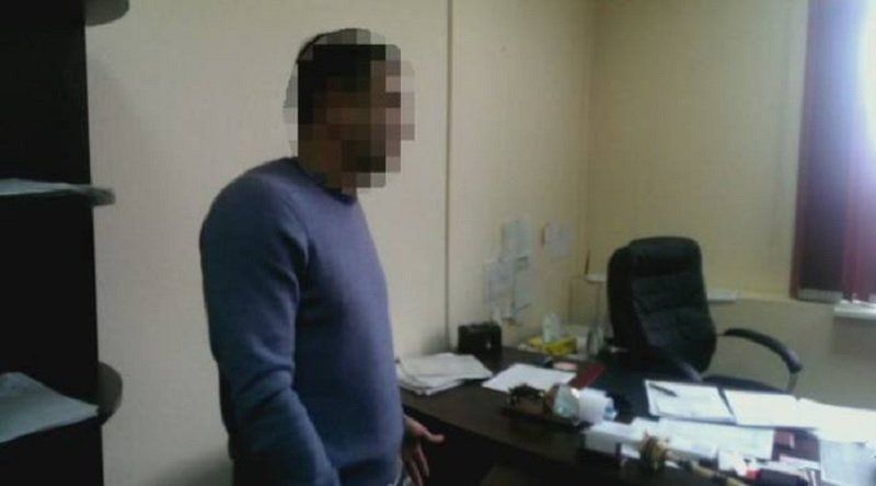 Кто же из депутатов горсовета попался на взятке? Давайте вычислять 2