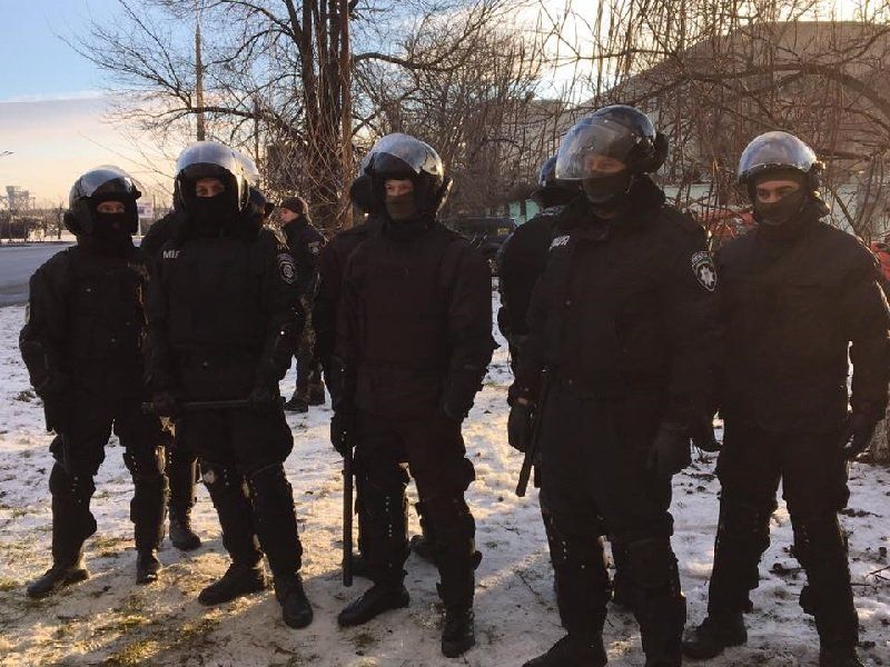 По всему Днепру сносят рекламные конструкции. Почему? 2