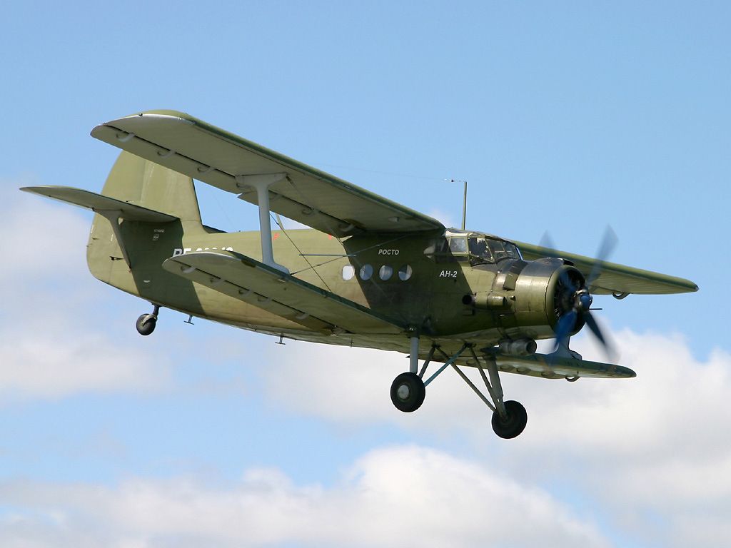 Дешевле евробляхи: кто из Днепра купил по дешевке реактивные самолеты 3