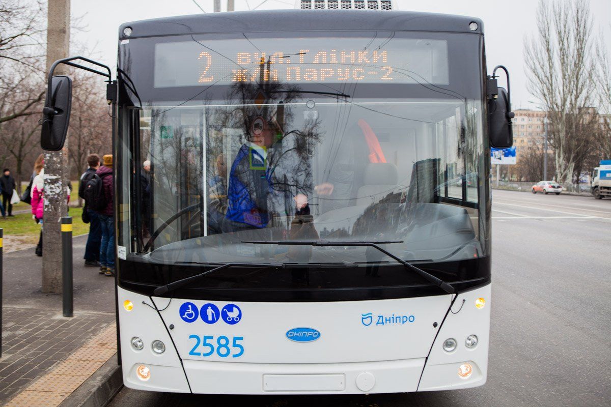 В Днепре восстановили и запустили новые троллейбусные маршруты - на ж/м Парус, Сокол, Солнечный