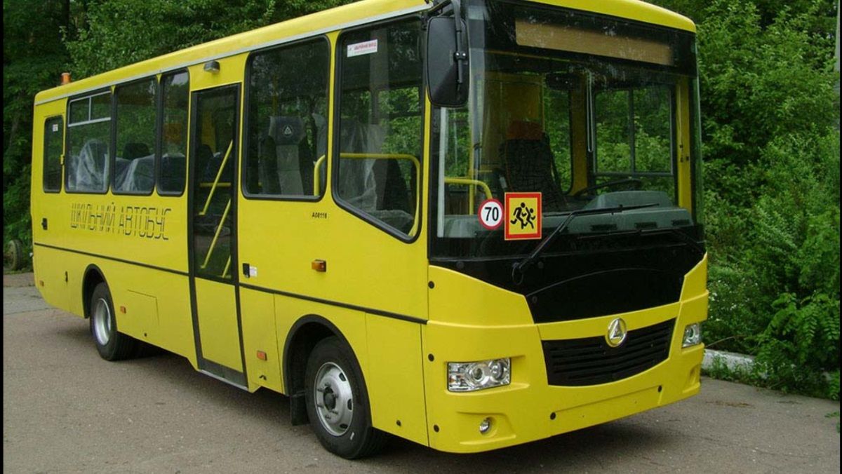 ДнепрОГА накупит школьных автобусов на 58,9 миллиона по цене выше рыночной