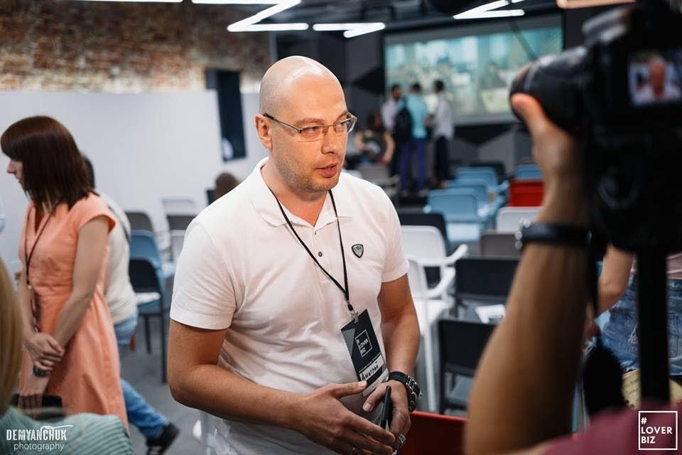 Выборы в Днепре: чего добился писатель и консультант Дмитрий Безуглый в качестве депутата горсовета 1