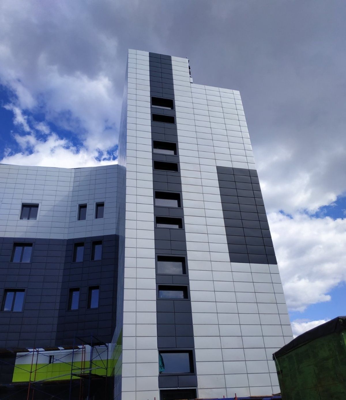 3 года и 409 миллионов: долгострой «Трудовые резервы» от ДнепрОГА продолжает съедать бюджет 5