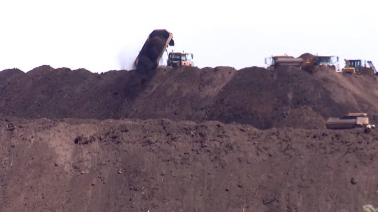 В Кривом Роге Арселор строит новые отвалы: под угрозой здоровье людей, уникальная балка погибнет 6