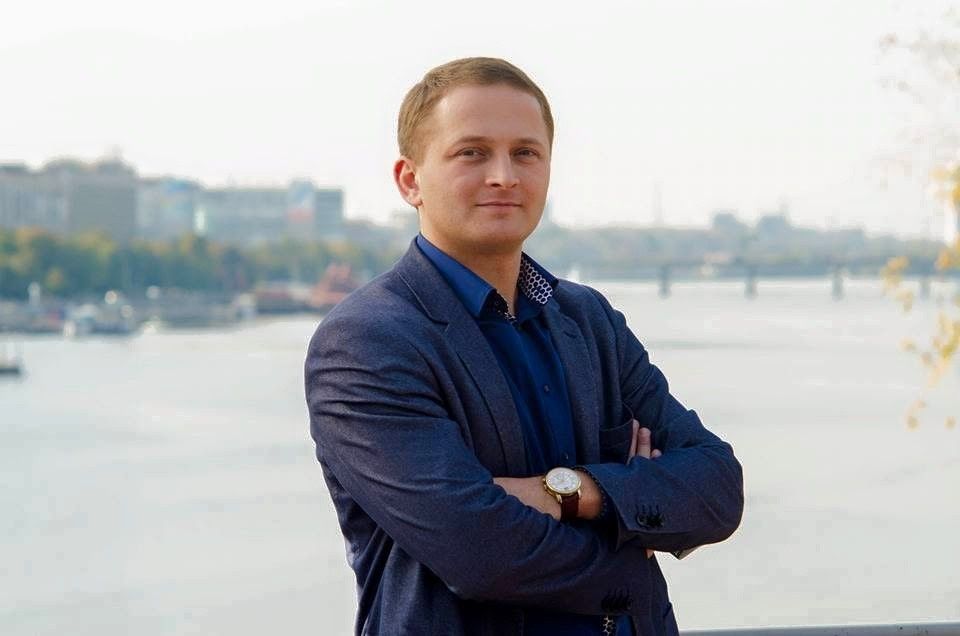 Выборы в Днепре: Артем Павлов и округ невезения