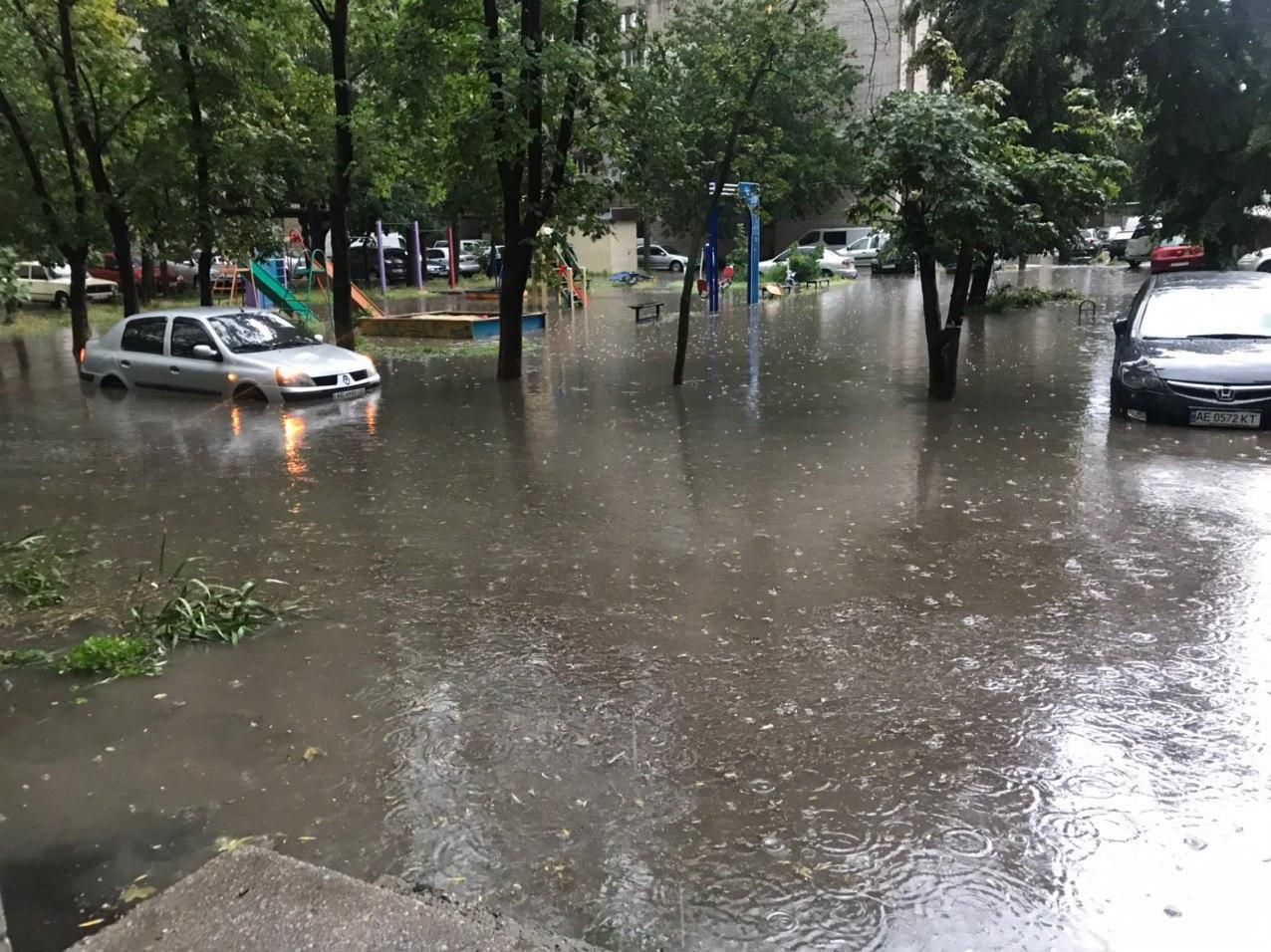 Выборы в Днепре: Артем Павлов и округ невезения 16