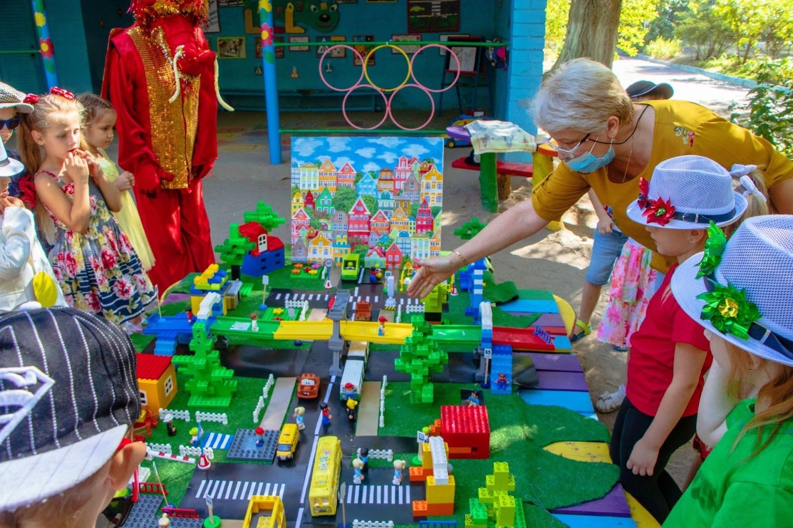 Новые светофоры, «островки» и «лежачие полицейские»: как мэрия Днепра делает безопасными дороги города 7