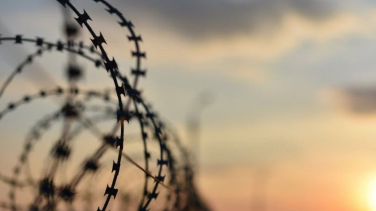 Министерство юстиции продает тюрьму за 3,5 км от моря