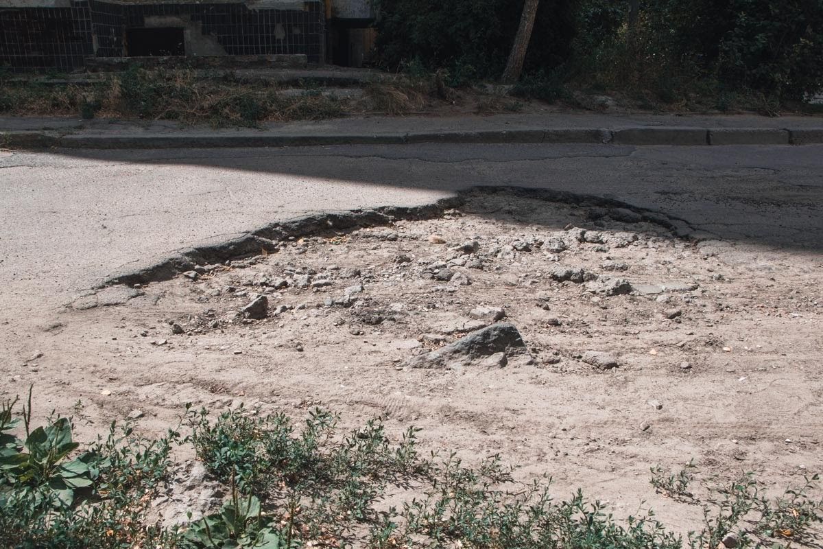 Выборы в Днепре: проблемы депутата Икола и его избирателей 8