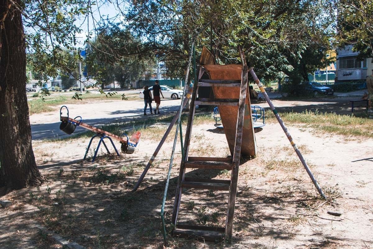 Выборы в Днепре: проблемы депутата Икола и его избирателей 10